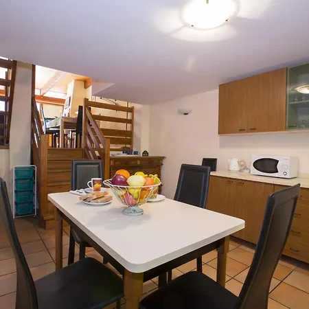 Chantey Mourry 67 - Happy *