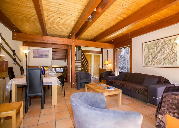 Chantey Mourry 67 - Happy